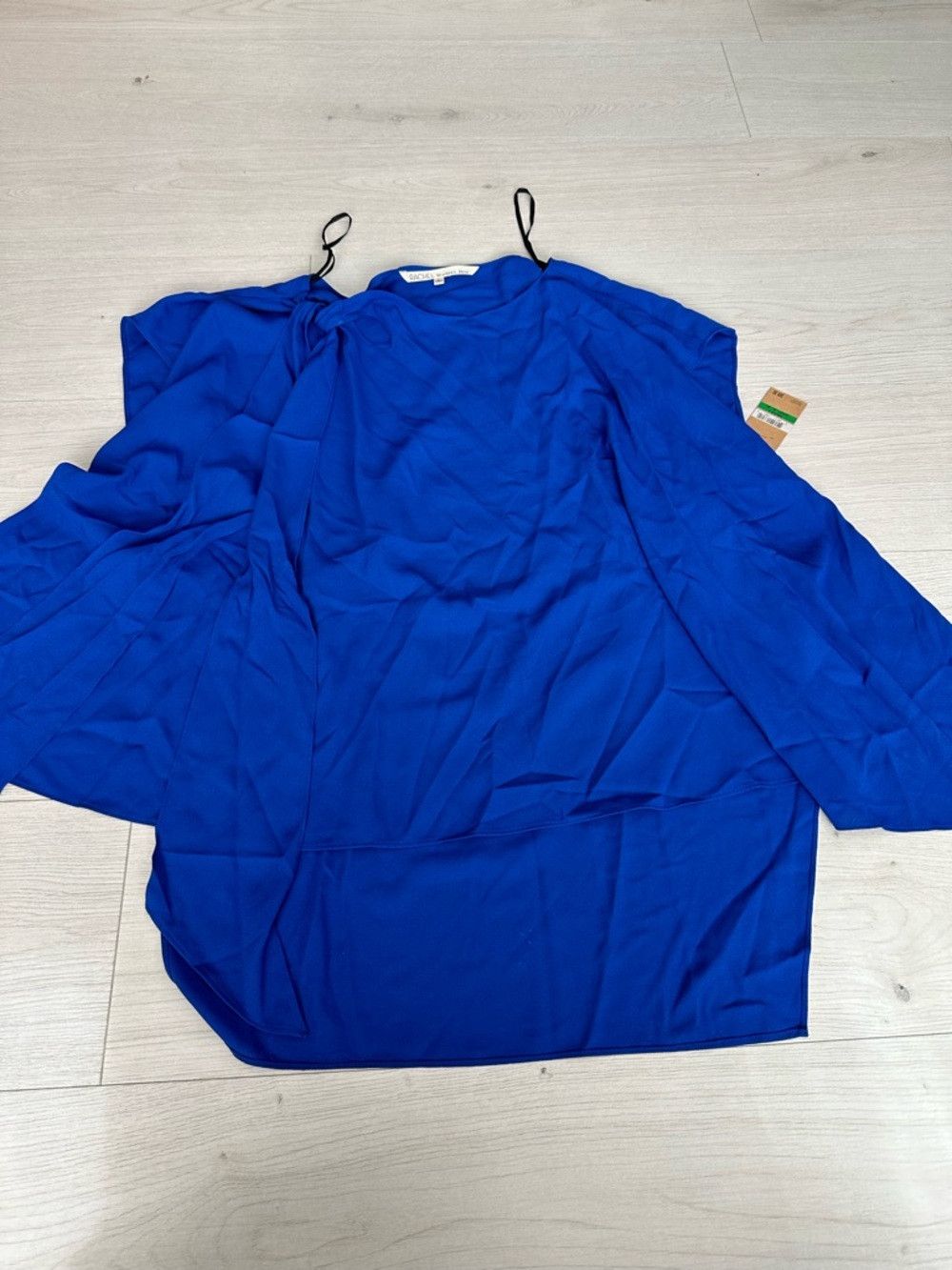 New Rachel Roy blue ribbon blouse
size L